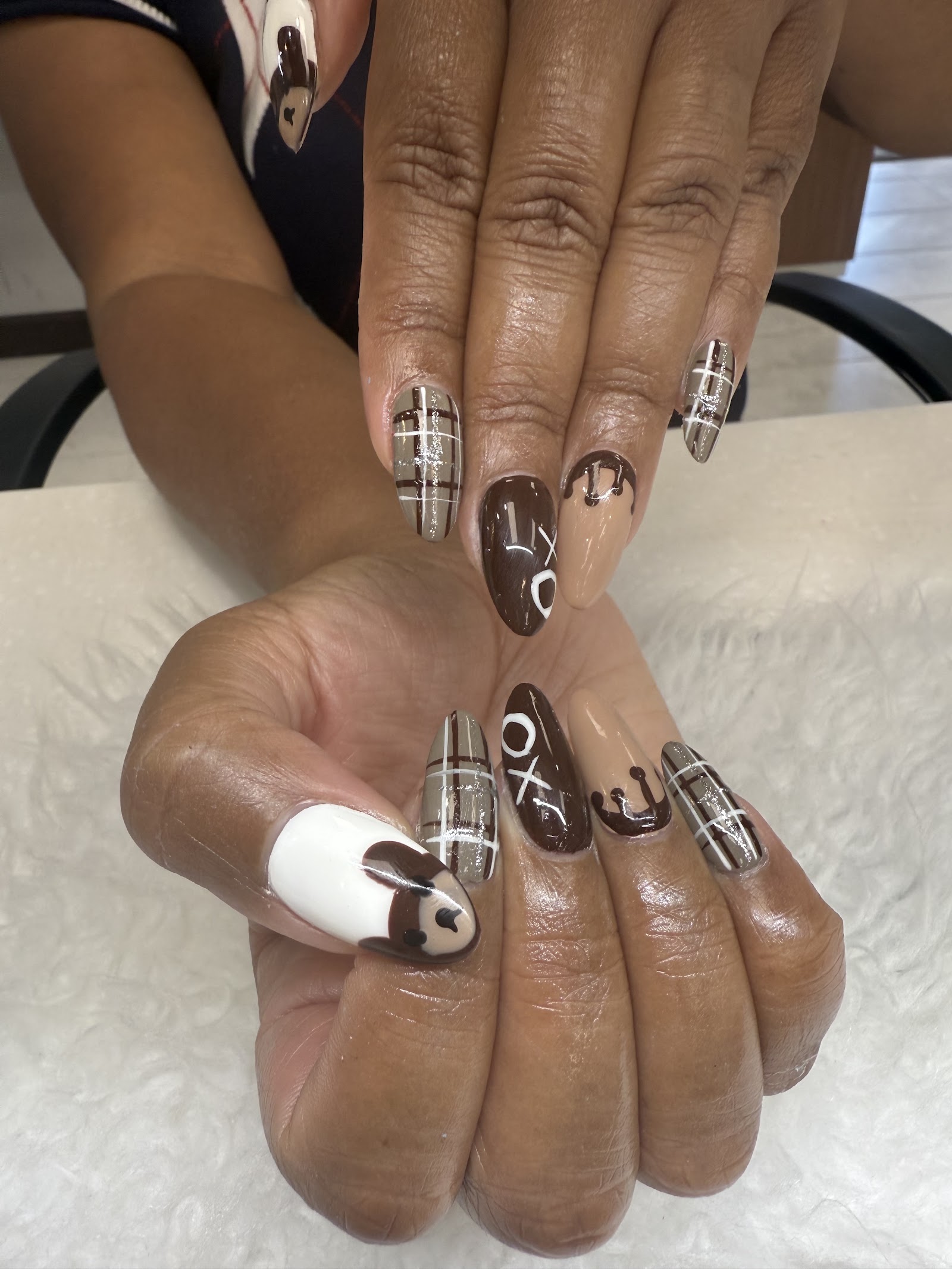 Lily Nails nail photo 3
